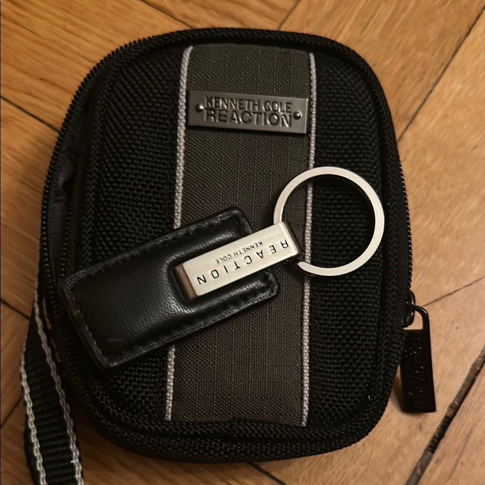 Kenneth Cole Reaction Black and Brown Men's Wallet